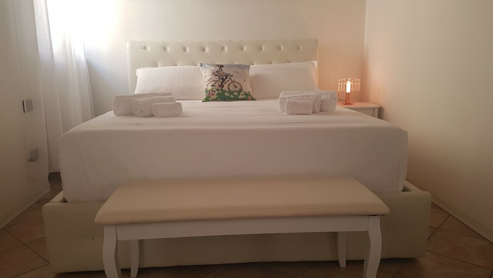 Фото Palazzo Ponte Pietra