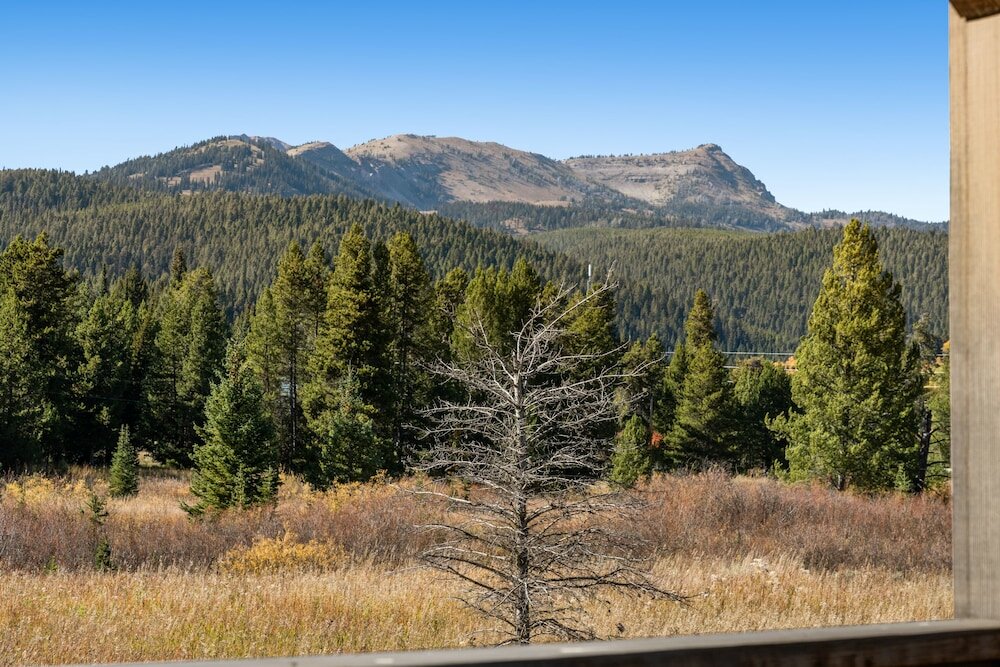 Фото The Big House at Bunk House