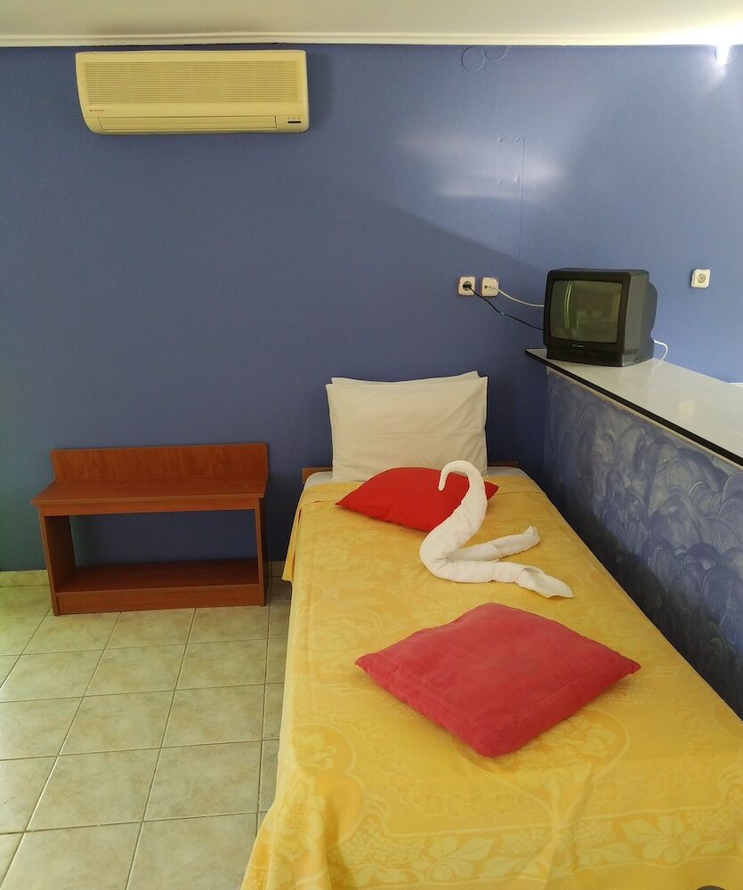 Фото New Pantheon