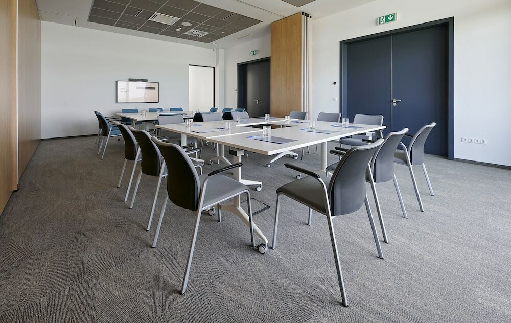 Фото Hotel OTP Balatonszemes