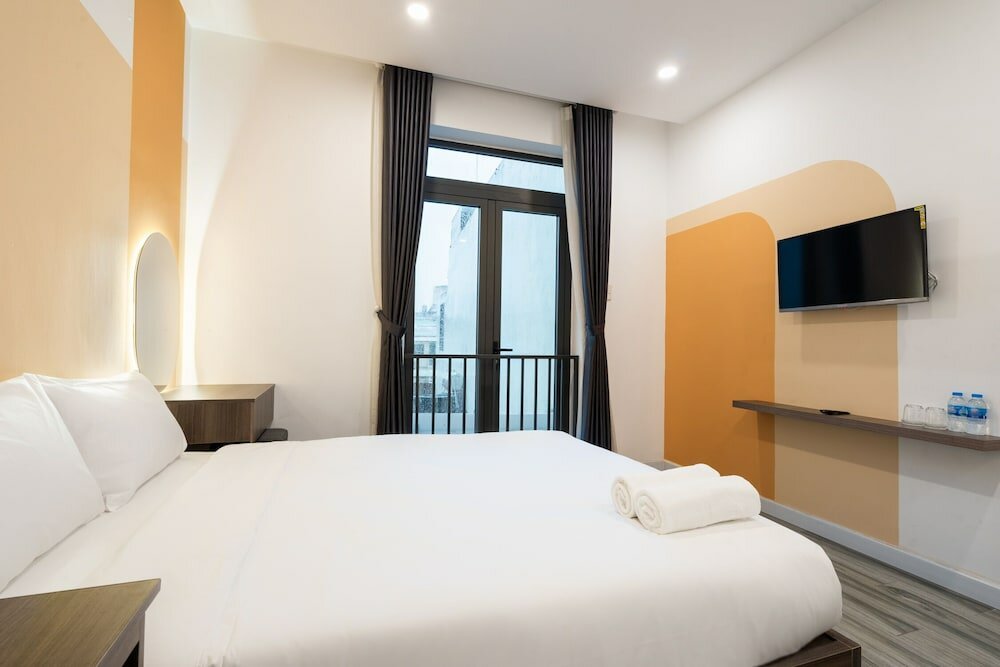 Фото Justay Pink Church