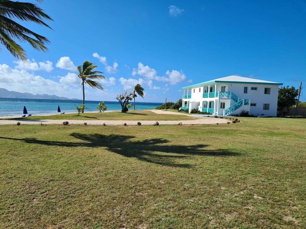 Фото Coralito Bay Suites & Villas