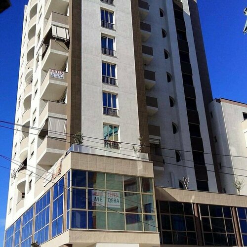 Гостиница Rezidenca Shopi Apartments в Эльбасане