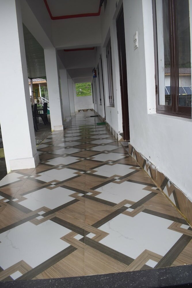 Фото Chopta Himrab Resort