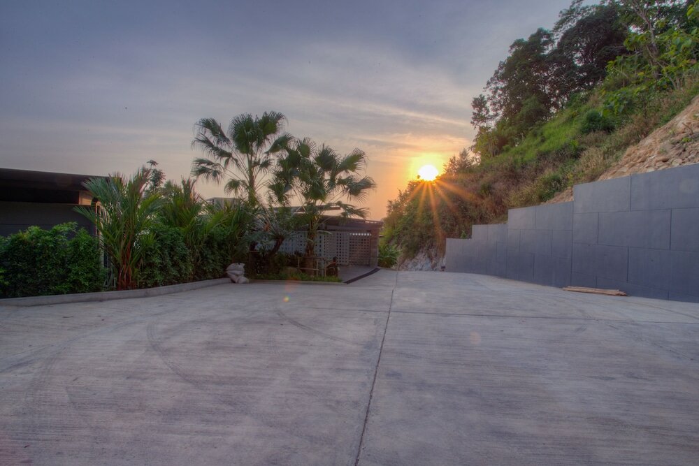 Фото Ocean Rock Kalim