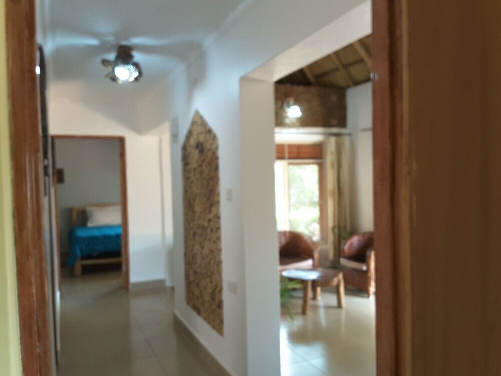 Фото Brownstone Country Home Lira Uganda