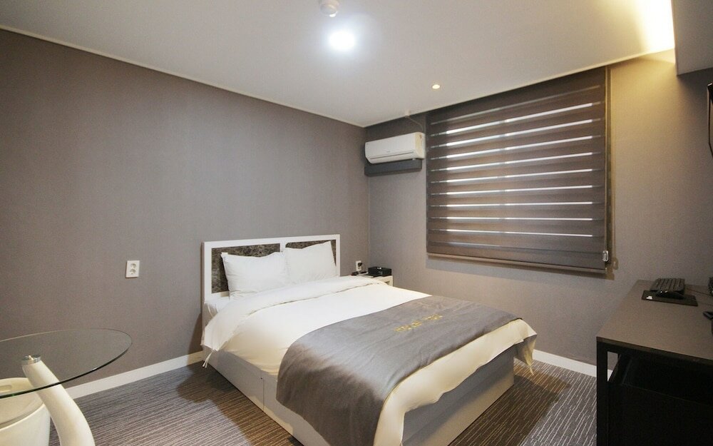 Фото Yeosu Hotel You