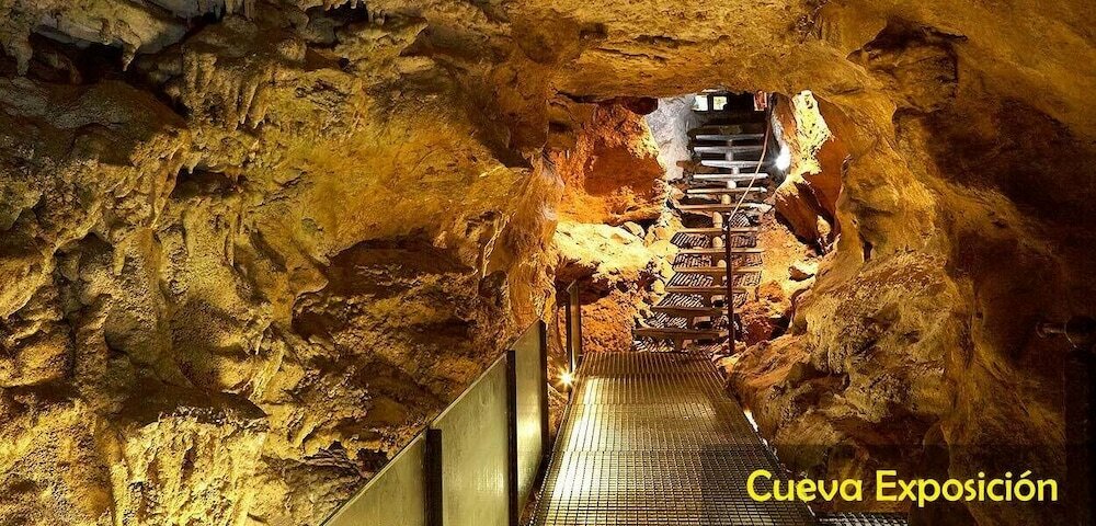 Фото Hotel La Rivera