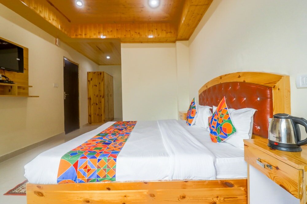 Фото Fabhotel Castle Rock