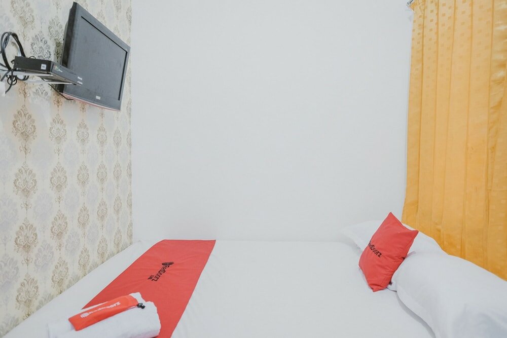 Фото RedDoorz Syariah near Mall Boemi Kedaton Lampung 2