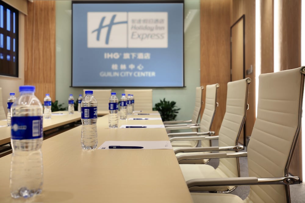 Фото Holiday Inn Express Guilin City Center, an Ihg Hotel