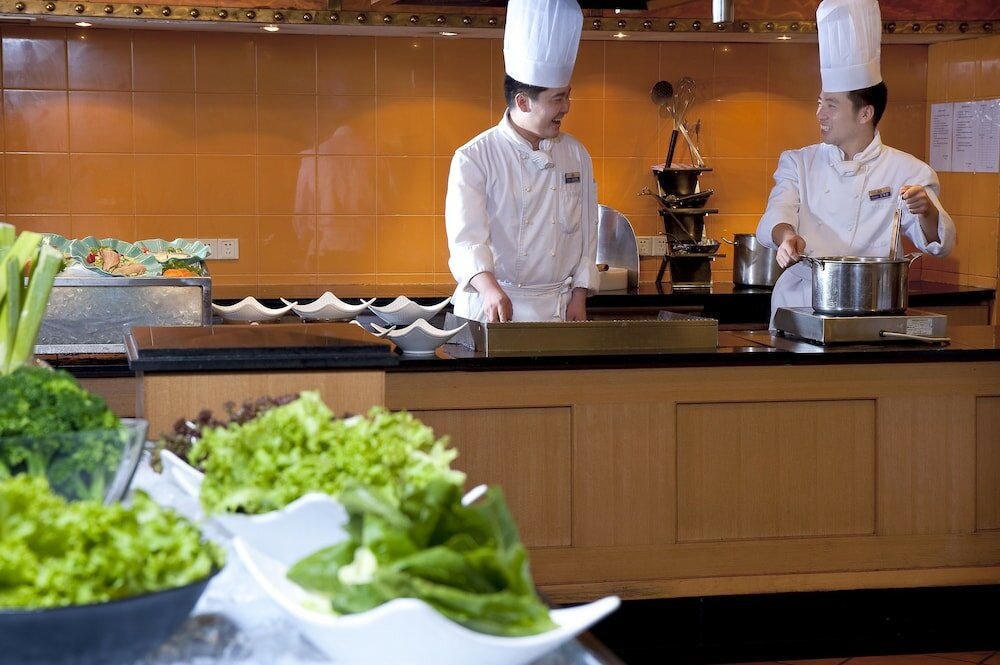 Фото Chengdu Tianfu Sunshine