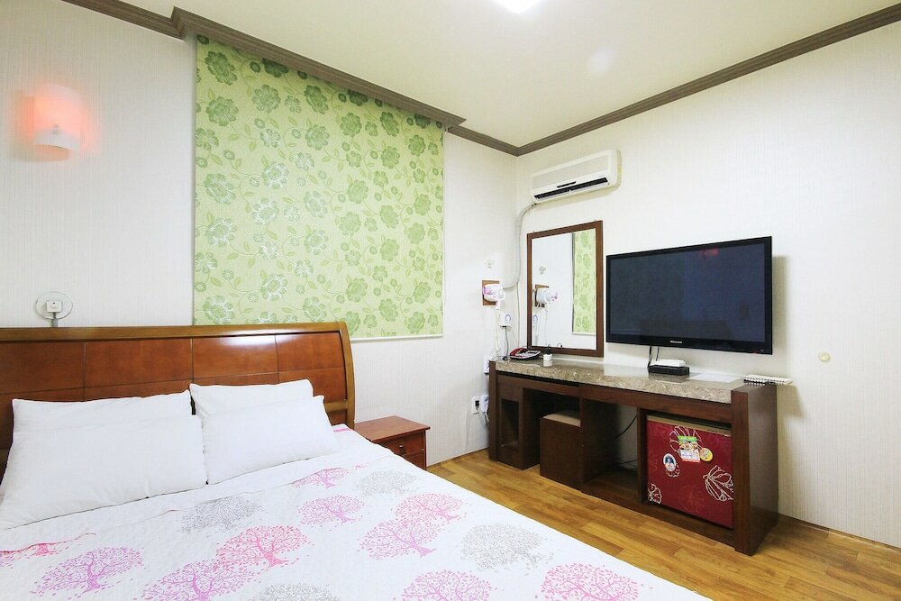 Фото Yeosu Living