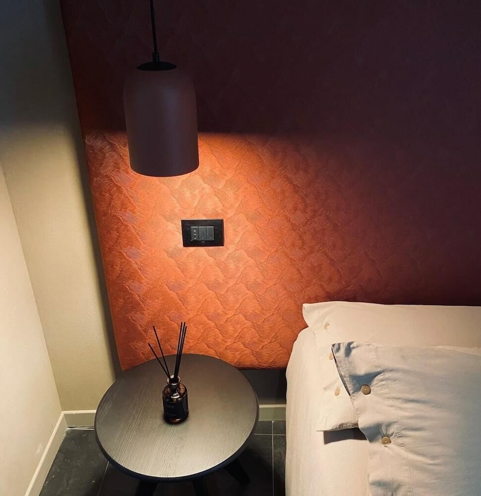 Фото The Sanctuary Urban Retreat