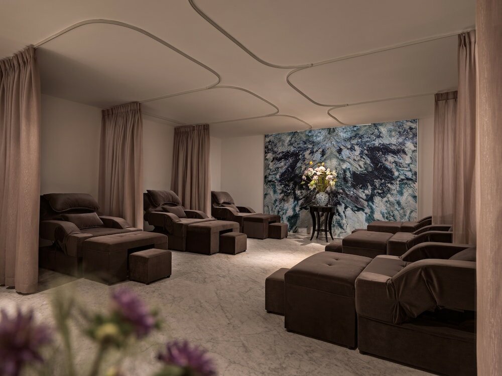 Фото Elegant Mansion 88