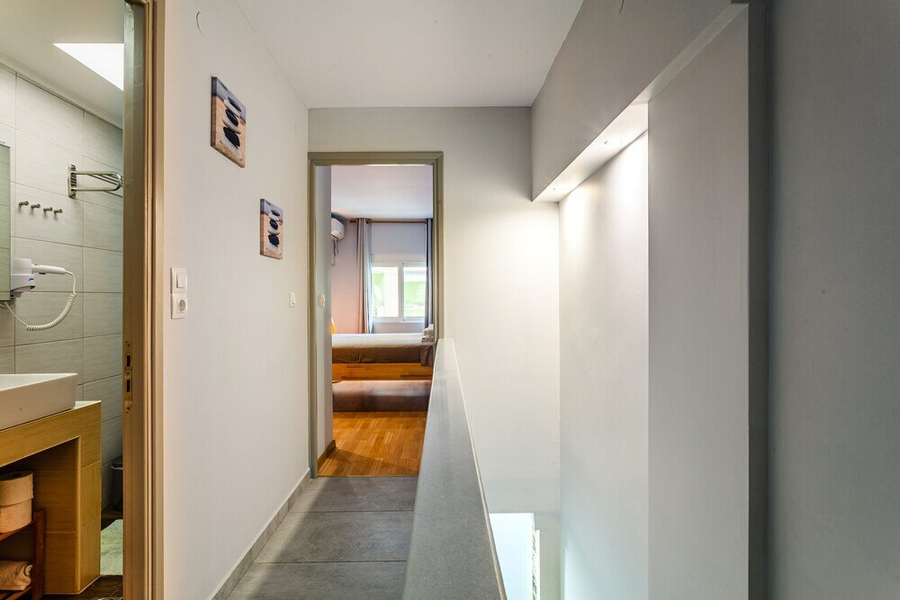 Фото City-Sea Fusion, Elegant Gem Minutes from the Beach