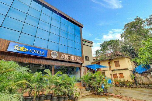 Fabhotel Seven Olives