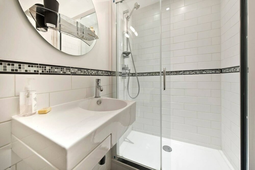 Фото Fantastic 3 Bed Apartment In Earls Court