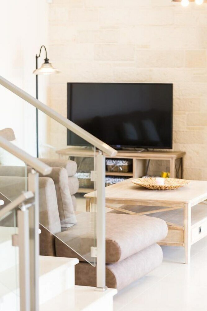 Фото Rodi Luxury Stone Villa