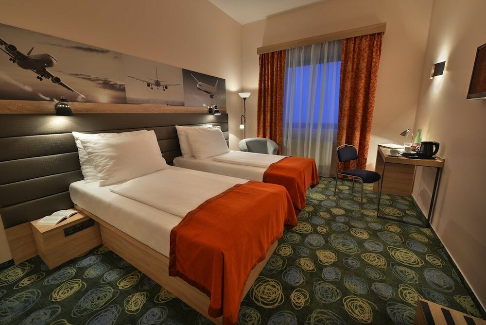 Фото отеля 2