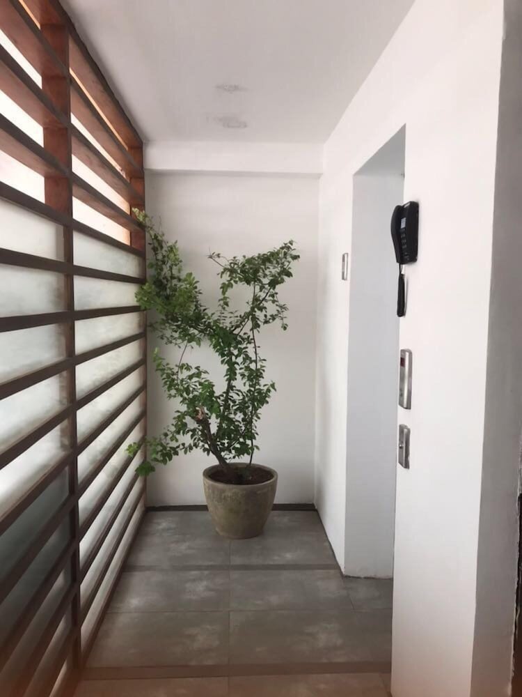 Фото Crown Properties