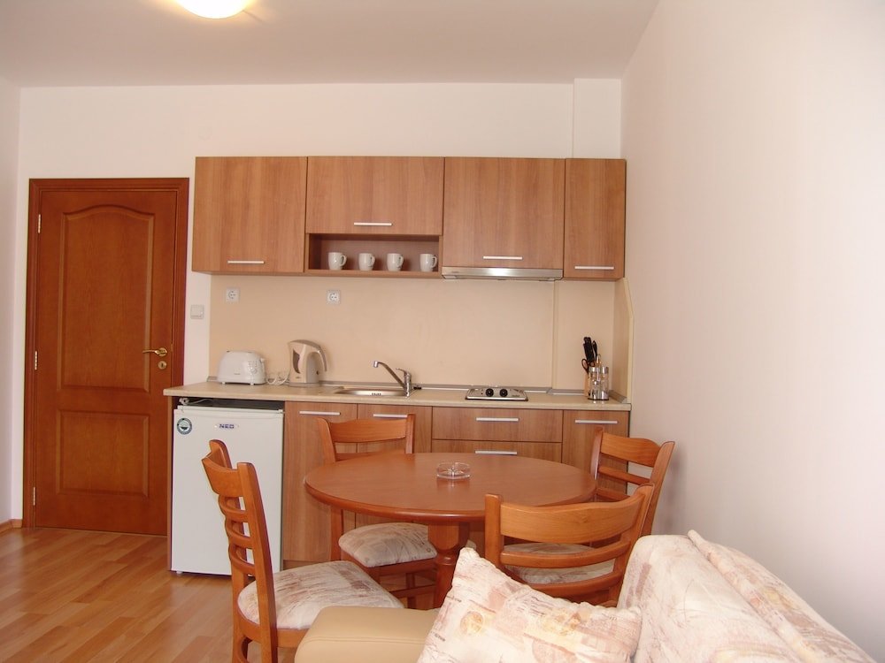 Фото Efir 2 Aparthotel