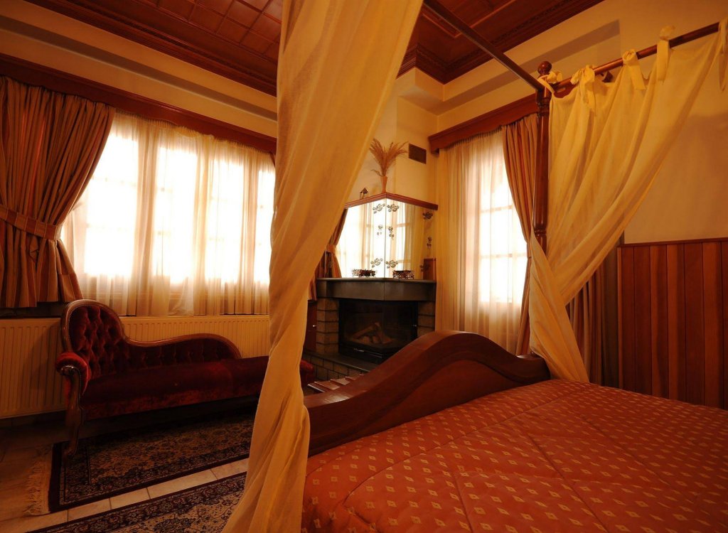 Фото Archontiko Metsovou Boutique Hotel