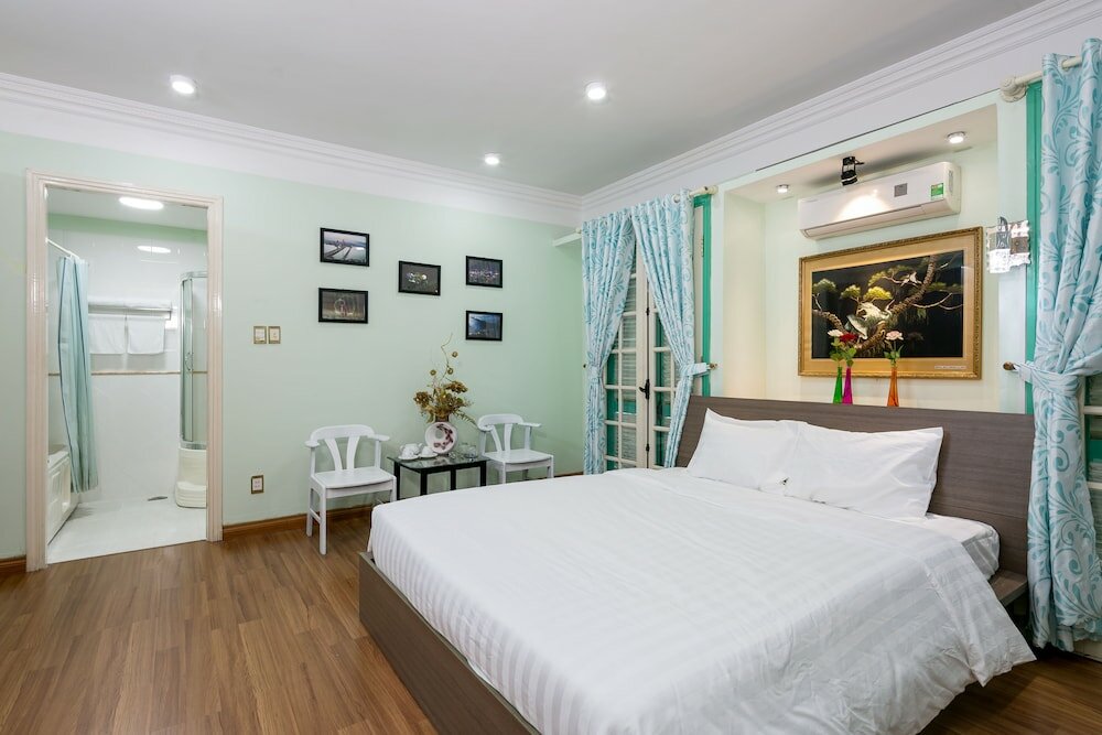 Фото Little Pig Home - Hostel