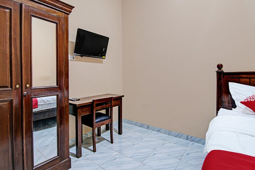 Фото Oyo 92223 Alfatar Homestay Syariah