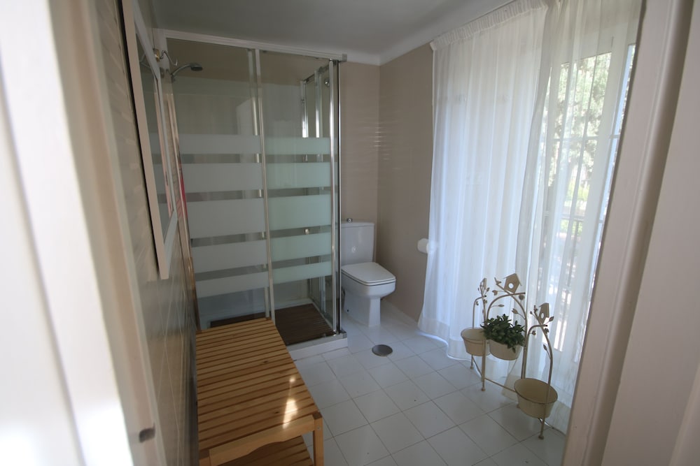 Фото Rent&Dream Villa Malaga Manila