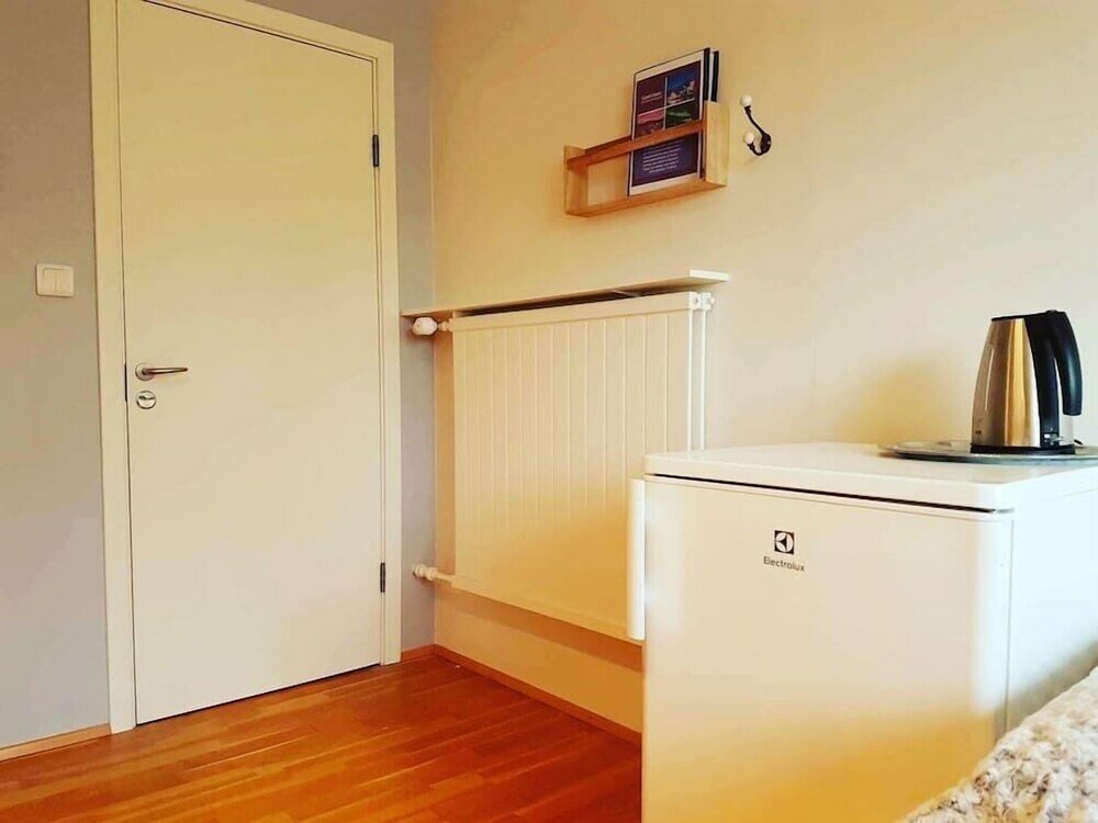 Фото Akureyri Central Rooms