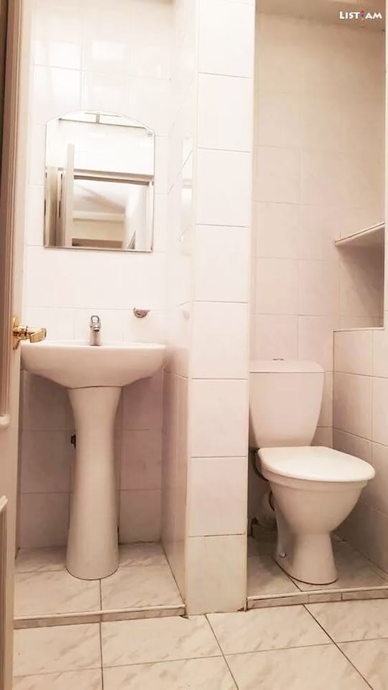 Фото Domino Yerevan Hostel and Tours