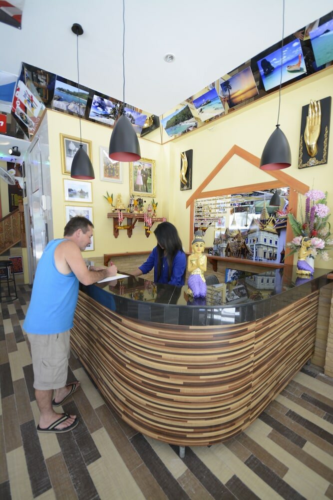 Фото The Patong Center Hotel