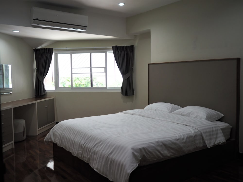 Фото The Restel - Hostel