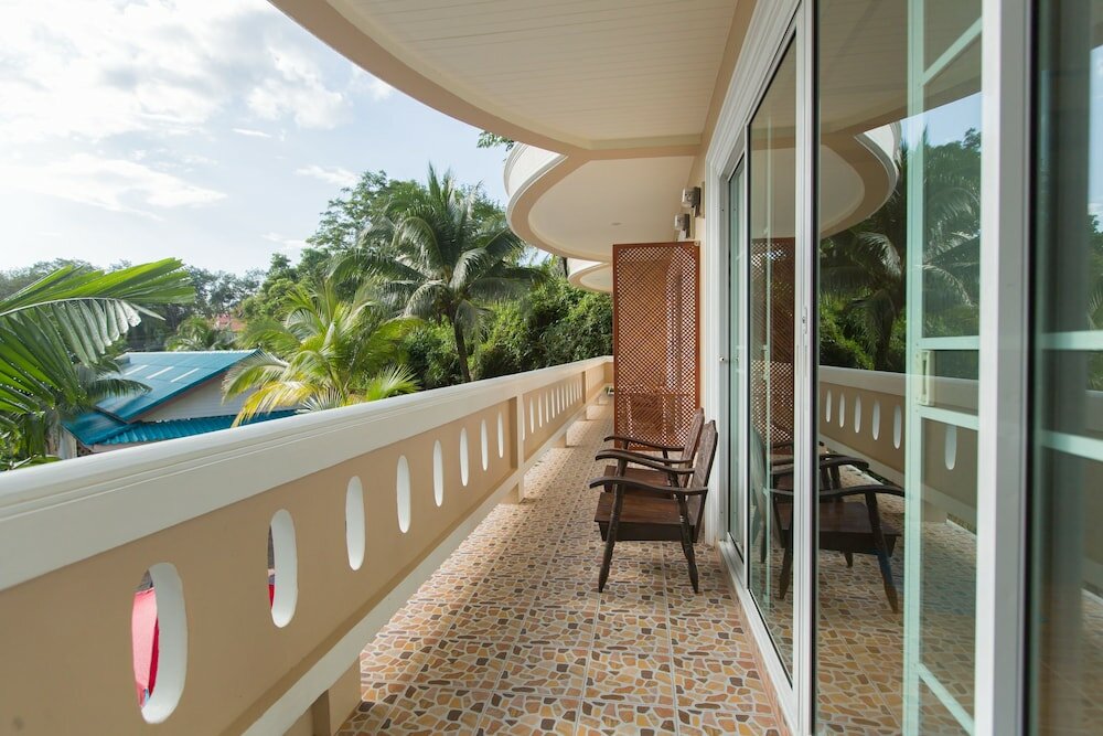 Фото Patong Rai Rom Yen Resort Sha