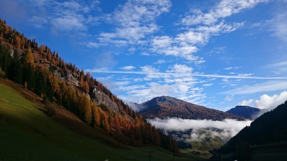 Фото Ferienwohnungen am Berg - Almhütte Alfen