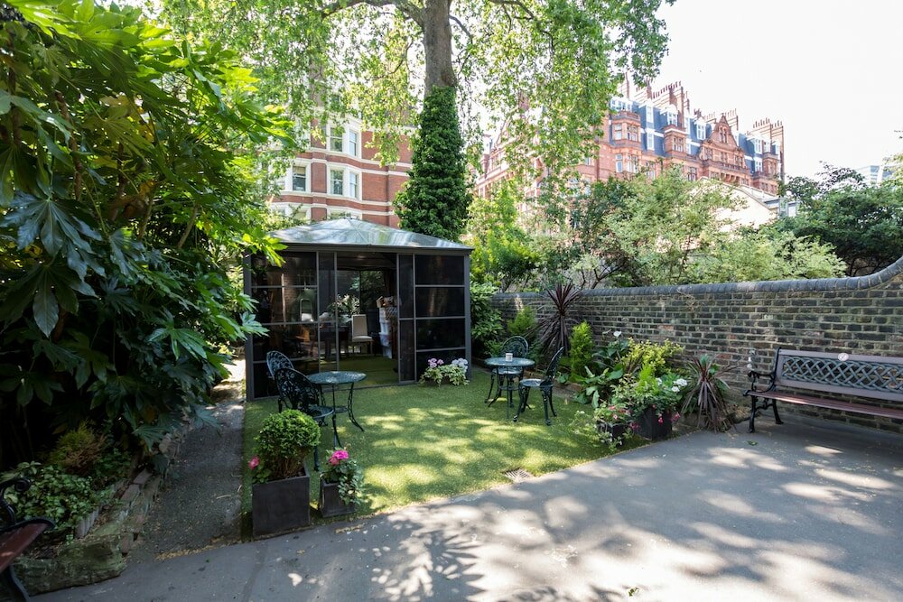 Фото Arosfa Hotel London by Compass Hospitality