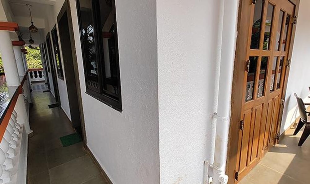 Фото Fabexpress Vaibhav Guest House