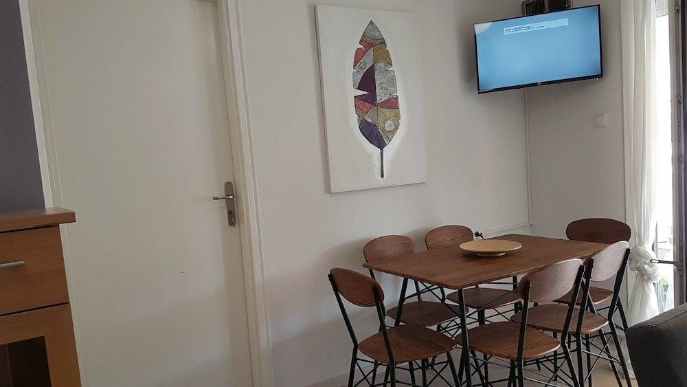 Фото Errathens Sky Apartment