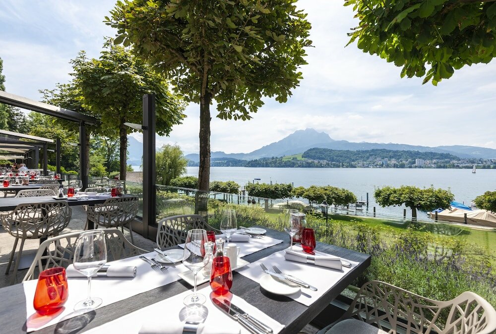 Фото Hermitage Lake Lucerne - Beach Club & Lifestyle Hotel