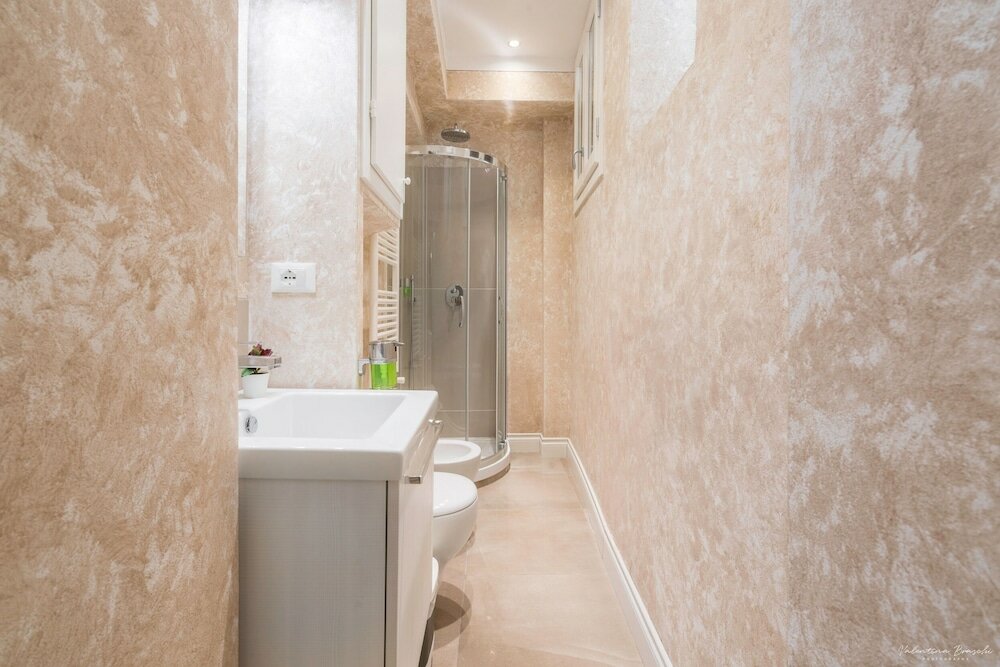 Фото Wine Apartments Florence Nebbiolo