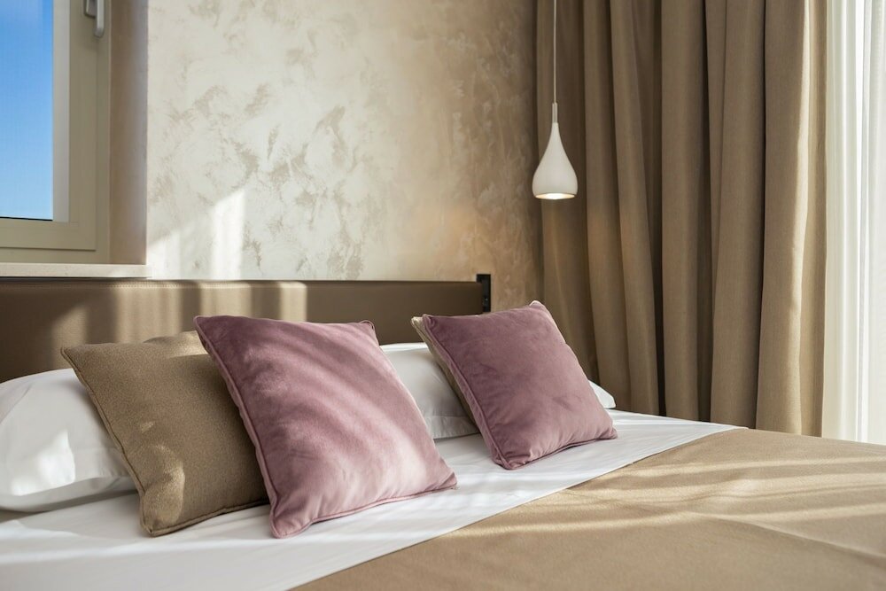 Фото Luxury Villa Cinderella with Swimming Pool