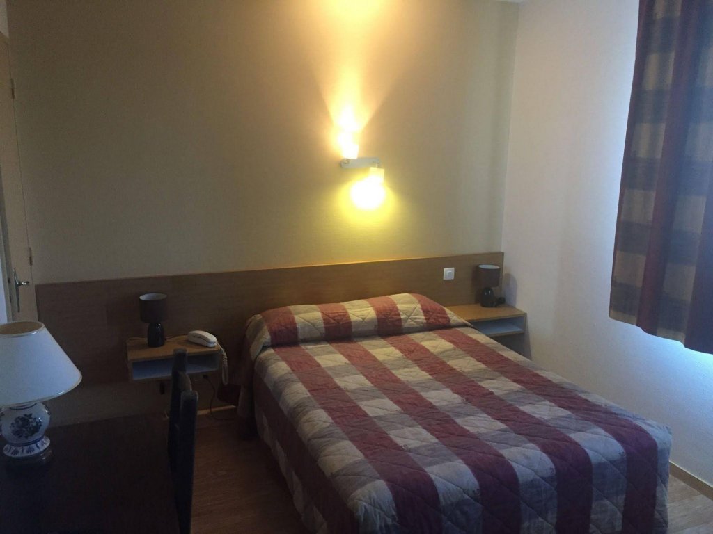 Фото Hotel Le Boischaut - Citotel Chateauroux