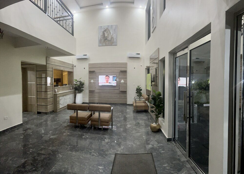 Фото De Rigg Place Victoria Island