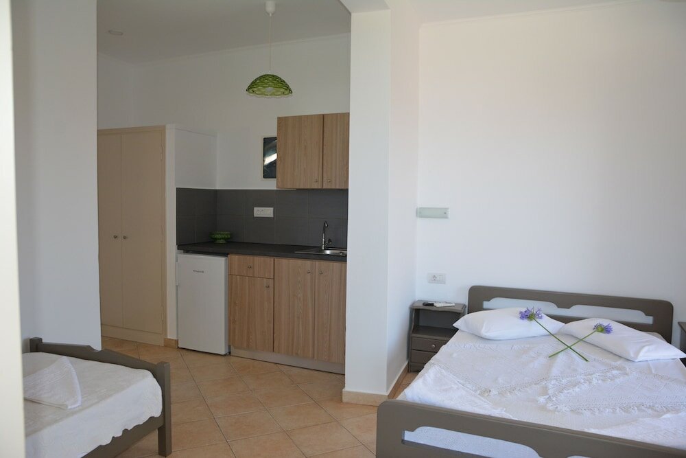 Фото Petros Giatras - Rooms