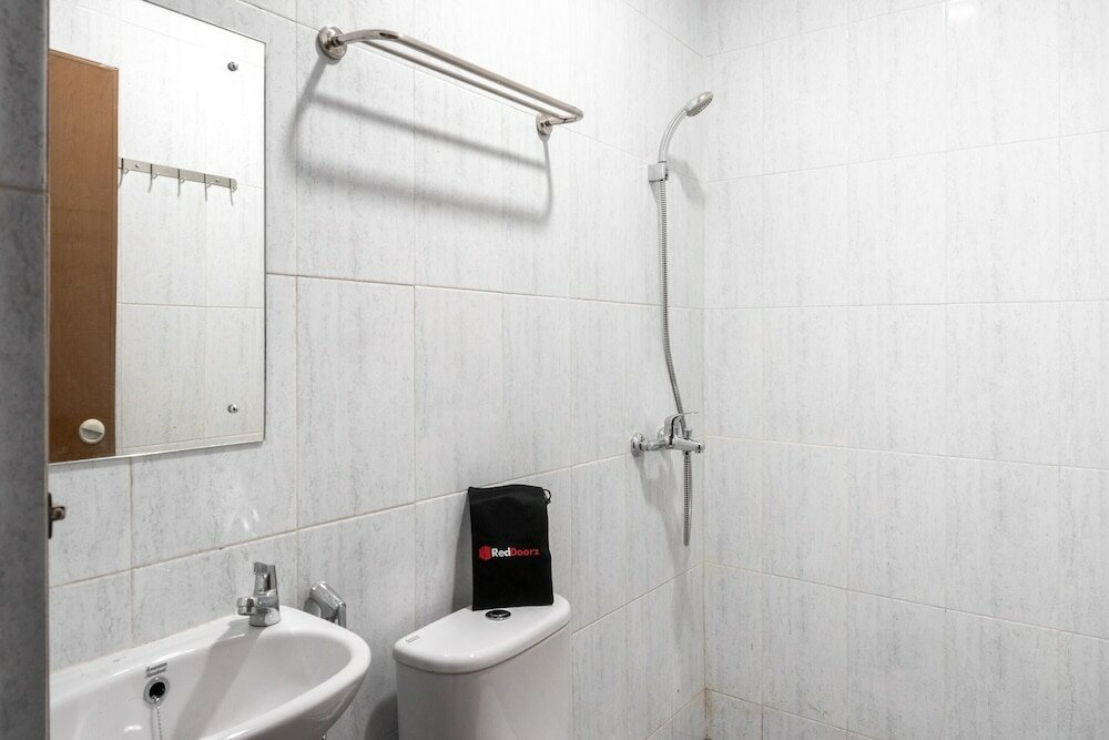 Фото RedDoorz near Manhattan Square Medan