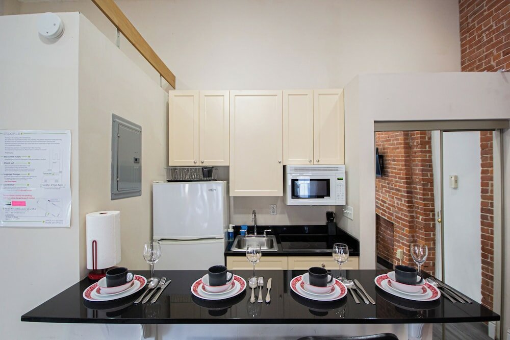 Фото StudioPlus Jg Stay