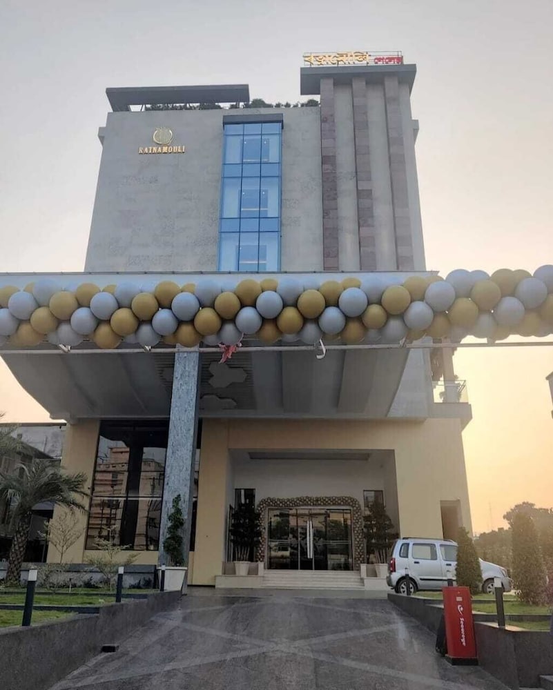 Фото отеля 2