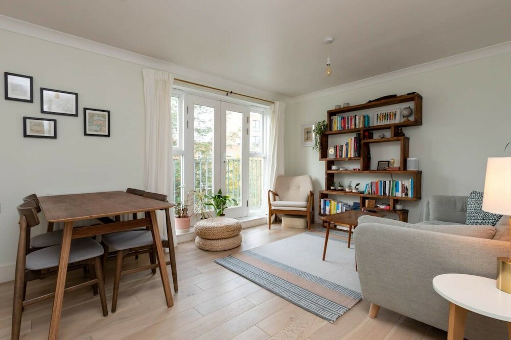Фото Stylish and Light 1 Bedroom Flat Near Victoria Park