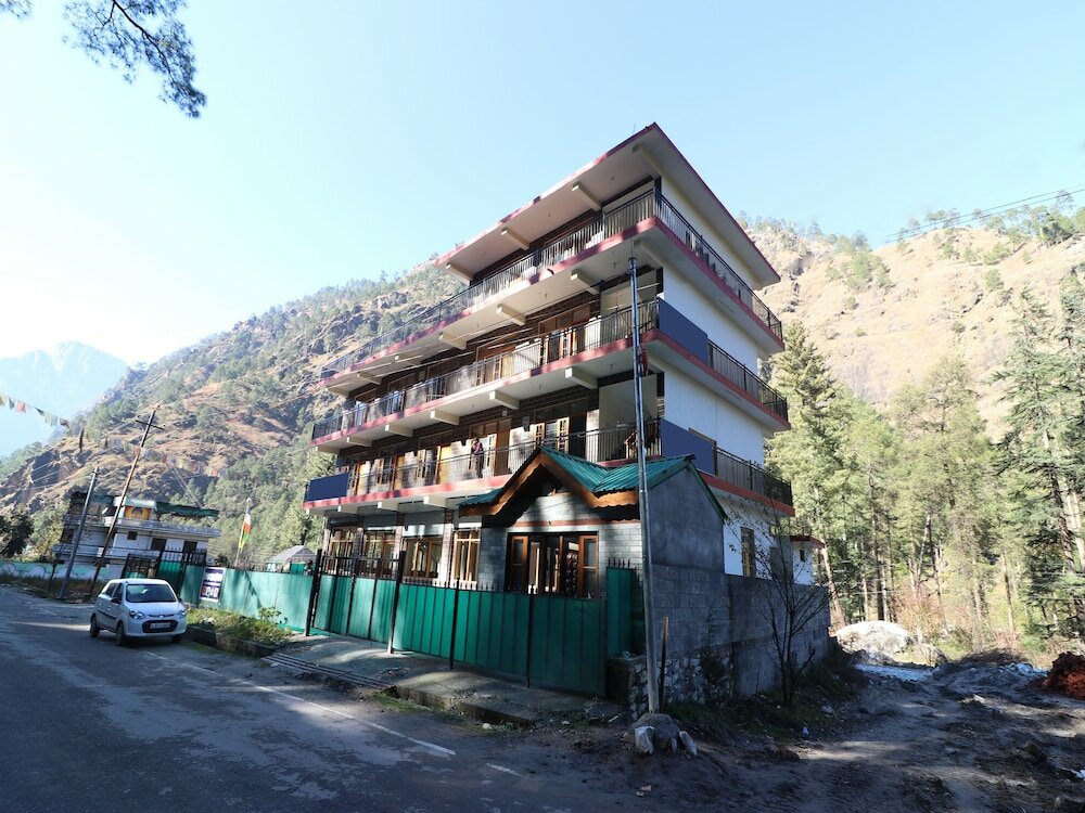 Фото Oyo 23570 Hotel New Tashila